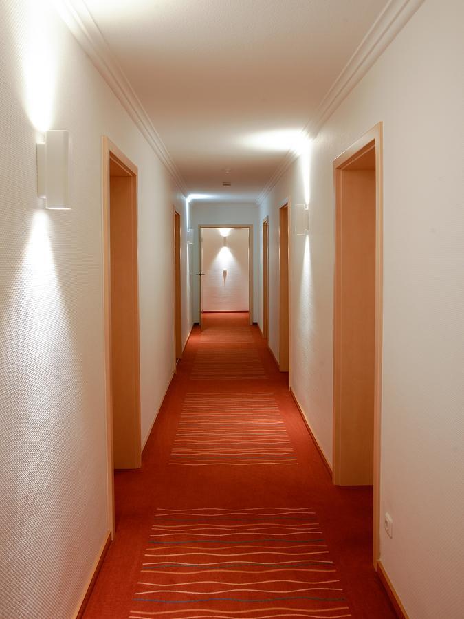 Hotel Gasthof Zum Biber Motten ภายนอก รูปภาพ