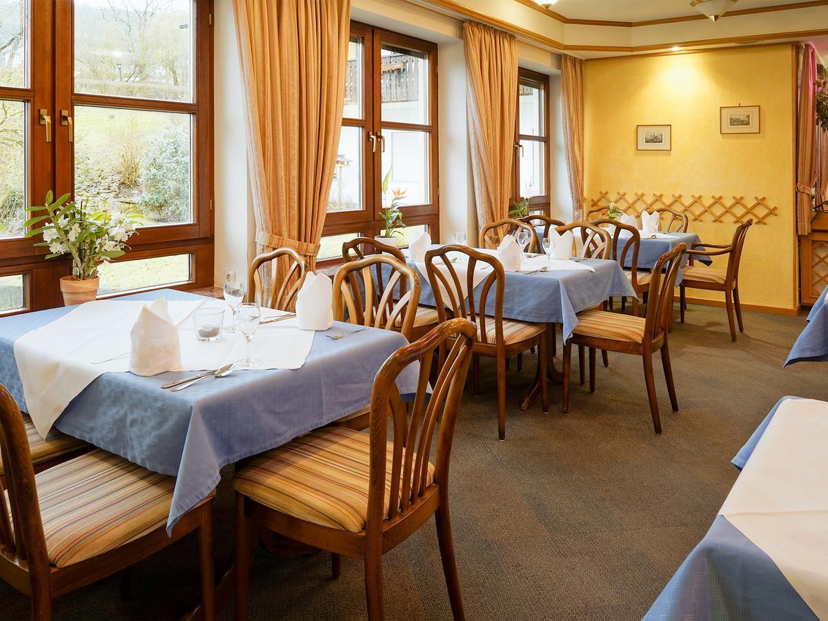 Hotel Gasthof Zum Biber Motten ภายนอก รูปภาพ