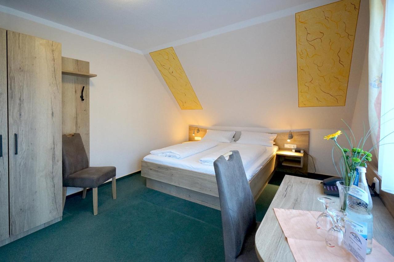 Hotel Gasthof Zum Biber Motten ภายนอก รูปภาพ