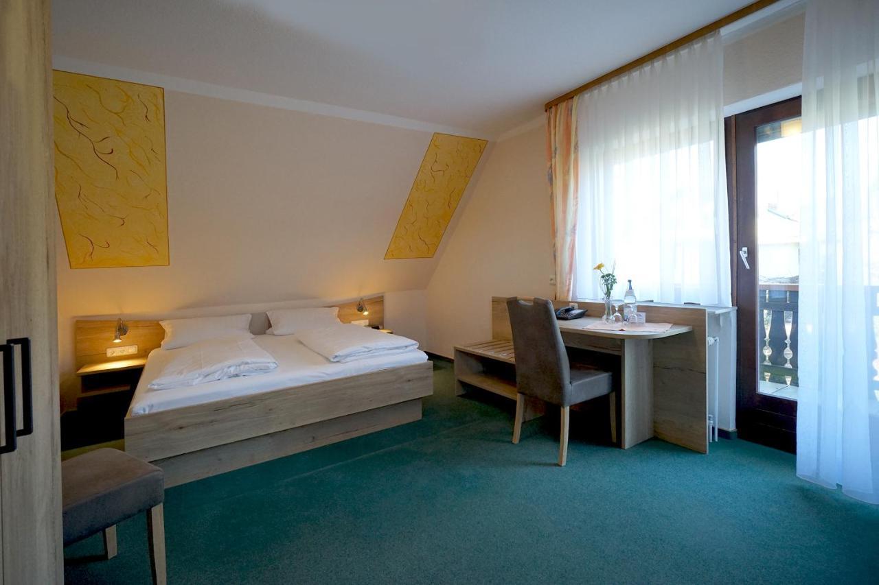 Hotel Gasthof Zum Biber Motten ภายนอก รูปภาพ