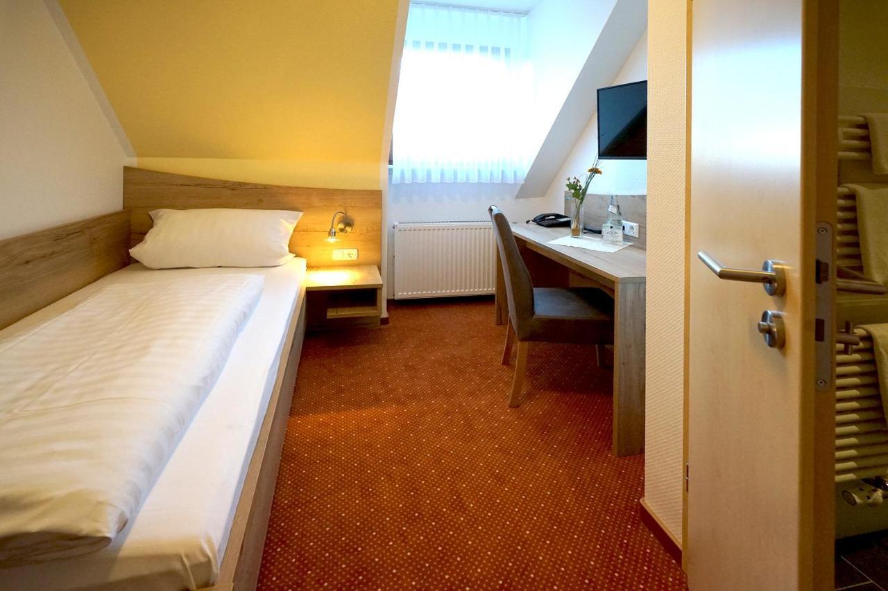 Hotel Gasthof Zum Biber Motten ภายนอก รูปภาพ